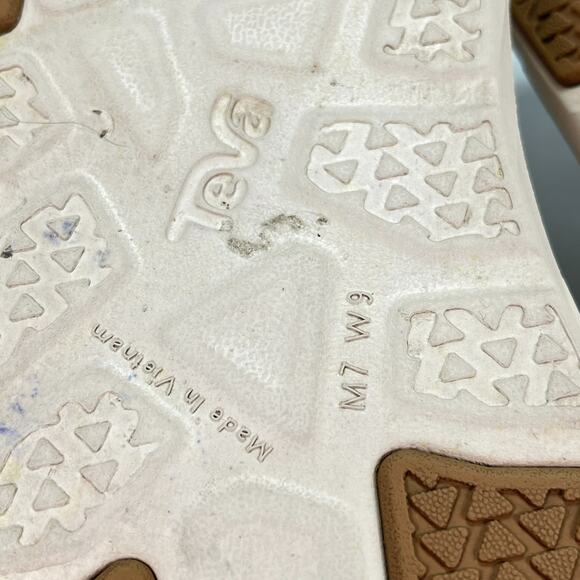 Teva Apretrail Slide Beige Slip On Comfort Sandals Recovery Women’s Size 9 - Picture 9 of 10